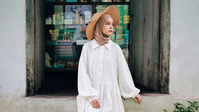 5 Gaya Memakai Hijab Segiempat Simpel Untuk Remaja yang Tidak Membosankan