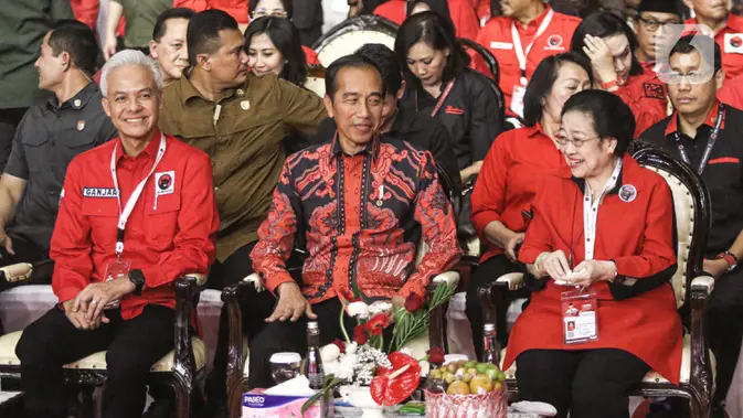 Stafsus Mensesneg Ingatkan Adian soal Pernyataan Jokowi Minta 3 Periode Bisa Jadi Fitnah
